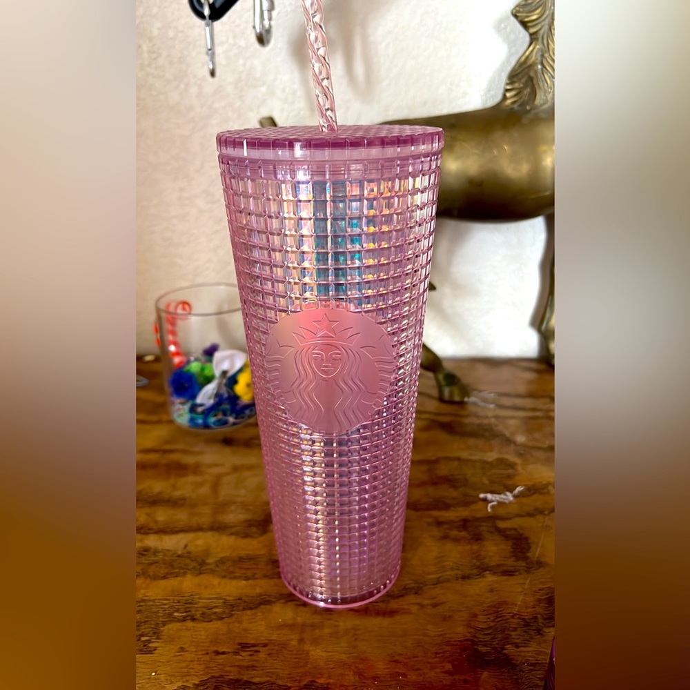 Starbucks 2019 grid cup